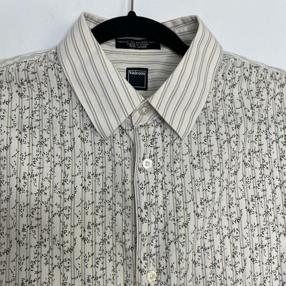 VOLCOM mix print floral skateboard buttons blouse - Picture 2 of 8